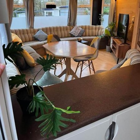 Bungalow Willerby Маасмехелен Экстерьер фото